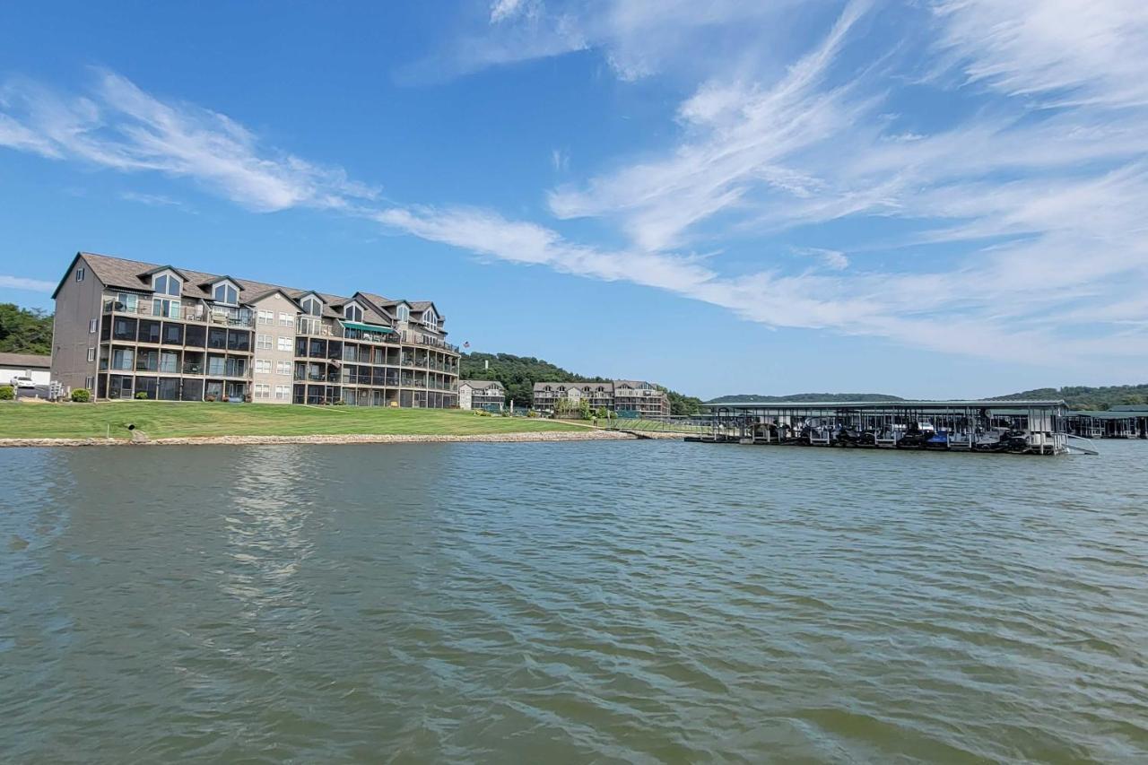 Step-Free Camdenton Condo With Boat Ramp, Dock, Slip Ngoại thất bức ảnh