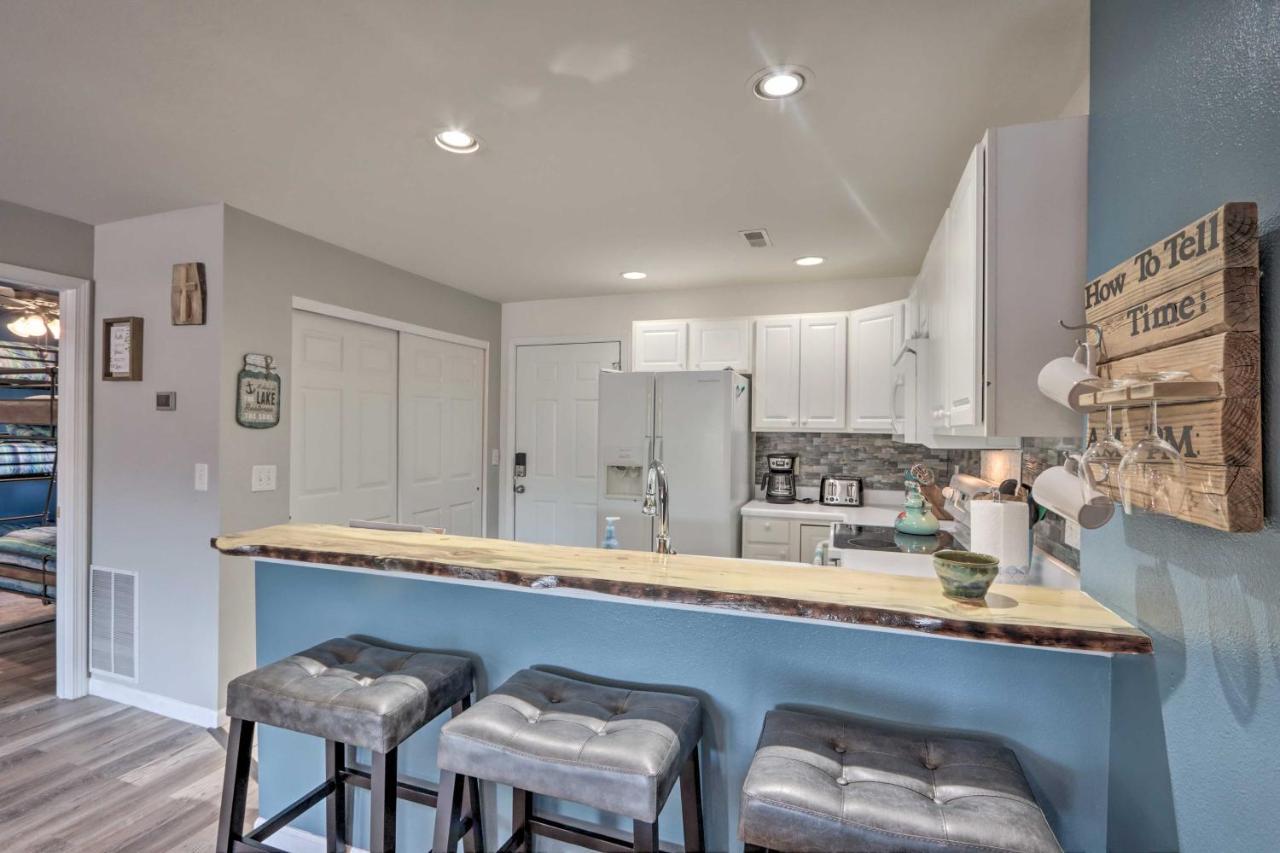 Step-Free Camdenton Condo With Boat Ramp, Dock, Slip Ngoại thất bức ảnh